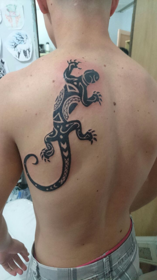 Guest - Lizard tattoo