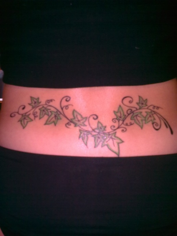 Sonia - Ivy tattoo