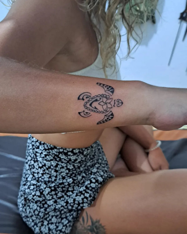 Yoyotattoo - Whaiaro tattoo